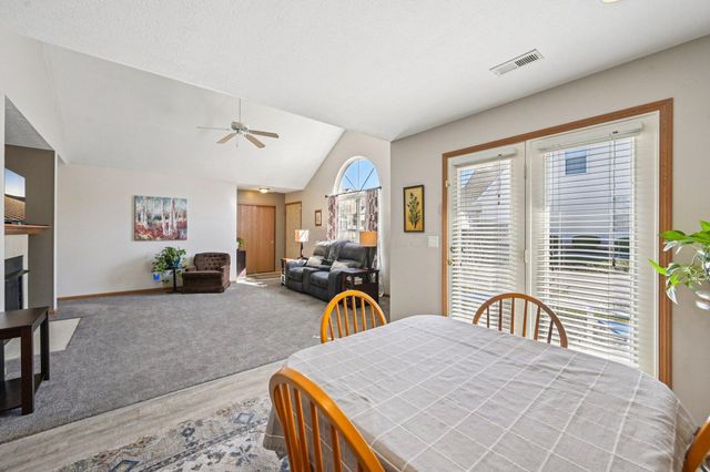 7801 Meadowlark Lane S, Reynoldsburg, OH 43068