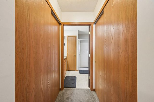 7801 Meadowlark Lane S, Reynoldsburg, OH 43068