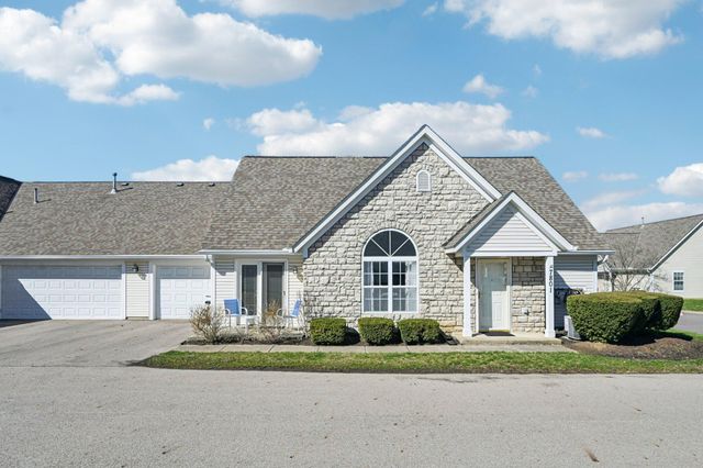 7801 Meadowlark Lane S, Reynoldsburg, OH 43068