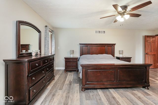 1767 N Sugar Creek Trail, Greenfield, IN 46140