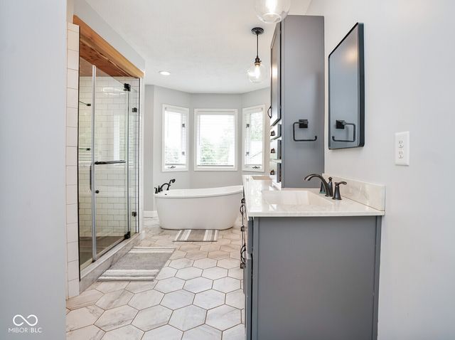 1767 N Sugar Creek Trail, Greenfield, IN 46140