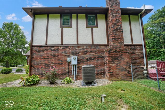 1767 N Sugar Creek Trail, Greenfield, IN 46140