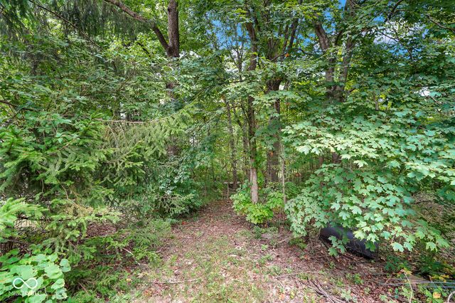1767 N Sugar Creek Trail, Greenfield, IN 46140