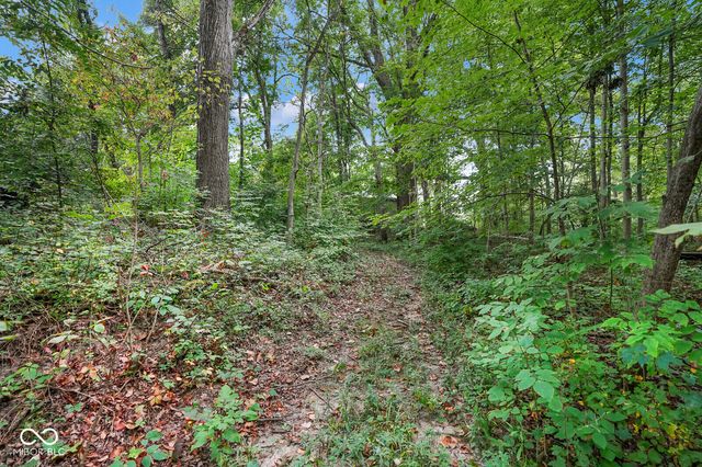 1767 N Sugar Creek Trail, Greenfield, IN 46140