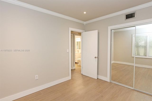 3395 Franklin Ave D, Miami, FL 33133