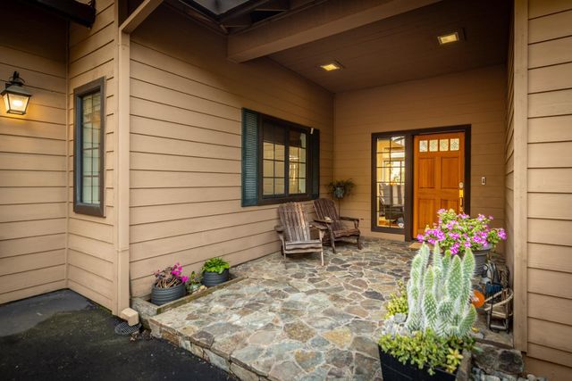 7410 White Oak Dr, Placerville, CA 95667