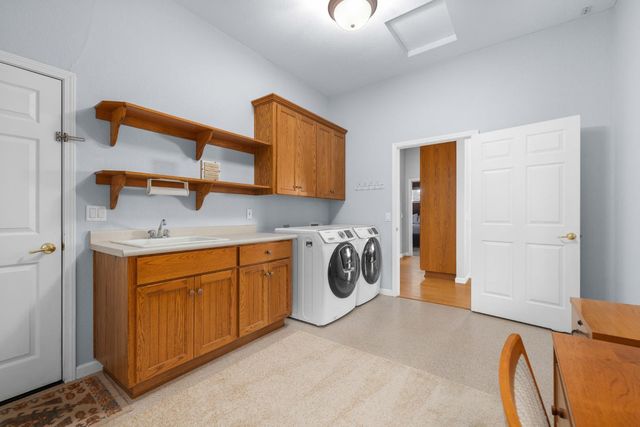 7410 White Oak Dr, Placerville, CA 95667
