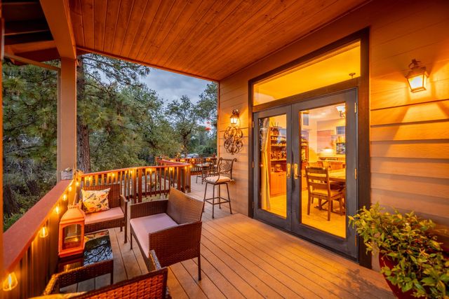 7410 White Oak Dr, Placerville, CA 95667