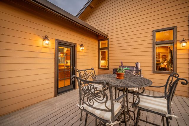 7410 White Oak Dr, Placerville, CA 95667
