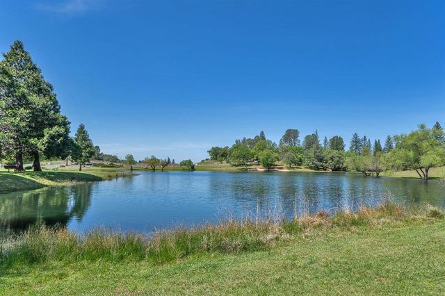 7410 White Oak Dr, Placerville, CA 95667