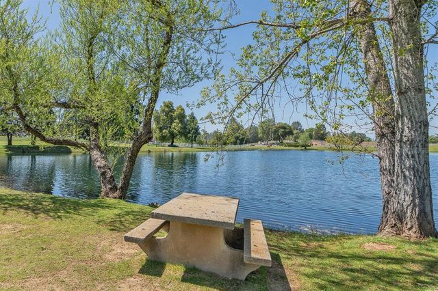 7410 White Oak Dr, Placerville, CA 95667