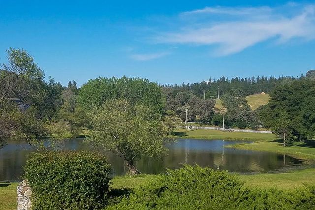 7410 White Oak Dr, Placerville, CA 95667