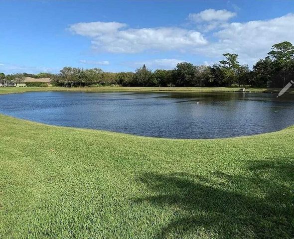 828 Greenleaf Circle, Vero Beach, FL 32960