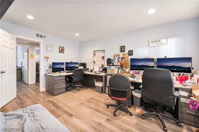 3825 Raymert Drive, Las Vegas, NV 89121