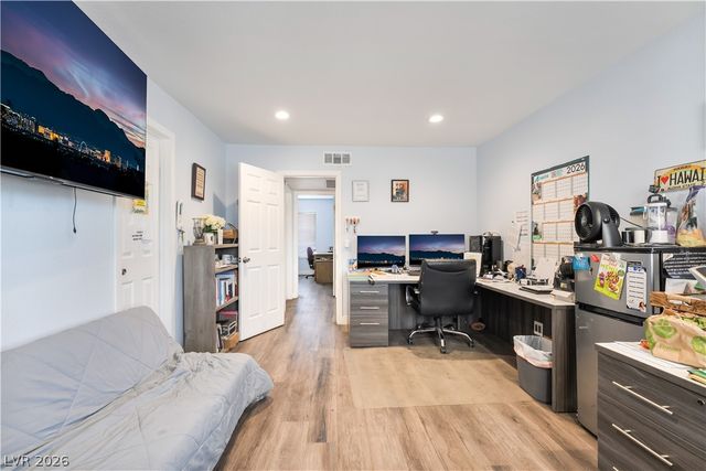 3825 Raymert Drive, Las Vegas, NV 89121