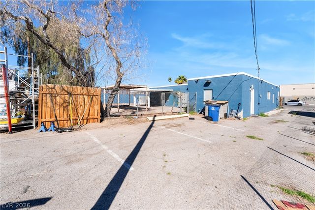 3825 Raymert Drive, Las Vegas, NV 89121