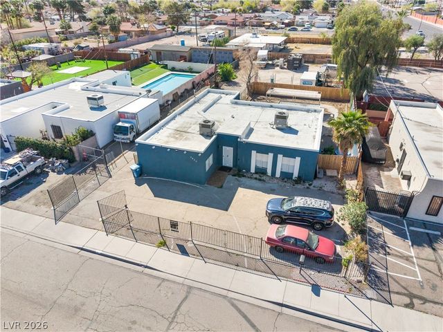 3825 Raymert Drive, Las Vegas, NV 89121