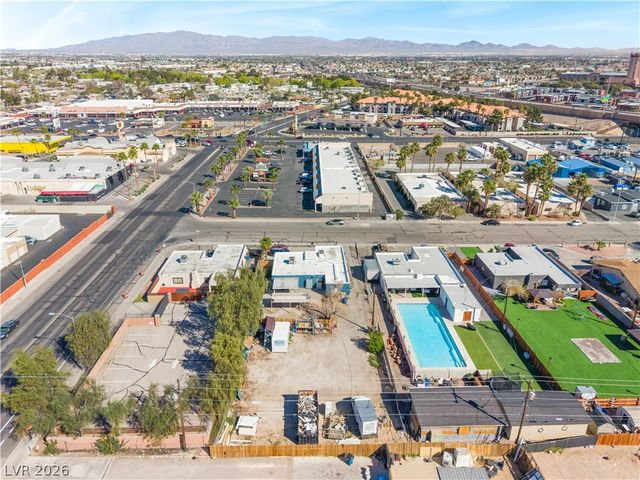 3825 Raymert Drive, Las Vegas, NV 89121