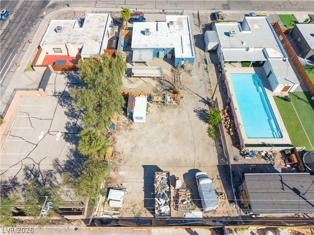 3825 Raymert Drive, Las Vegas, NV 89121