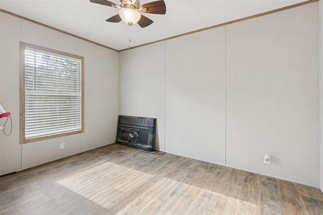 146 Marina Drive, Trinity, TX 75862