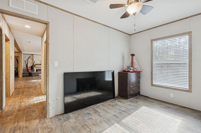 146 Marina Drive, Trinity, TX 75862