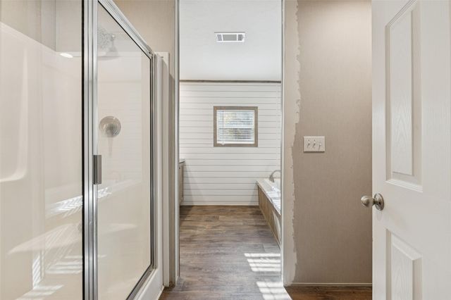 146 Marina Drive, Trinity, TX 75862