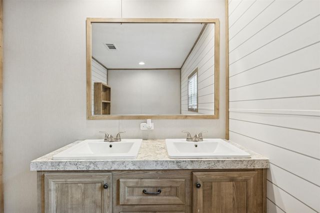 146 Marina Drive, Trinity, TX 75862