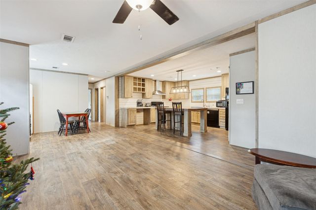 146 Marina Drive, Trinity, TX 75862