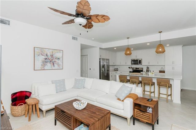 5651 Double Eagle CIR 4316, Ave Maria, FL 34142