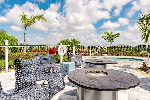 5651 Double Eagle CIR 4316, Ave Maria, FL 34142