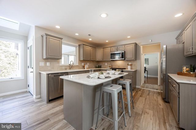 1004 MERIDIAN WAY, Yardley, PA 19067