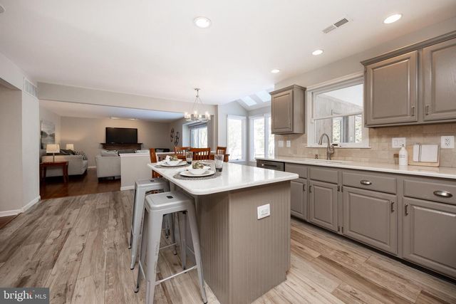 1004 MERIDIAN WAY, Yardley, PA 19067