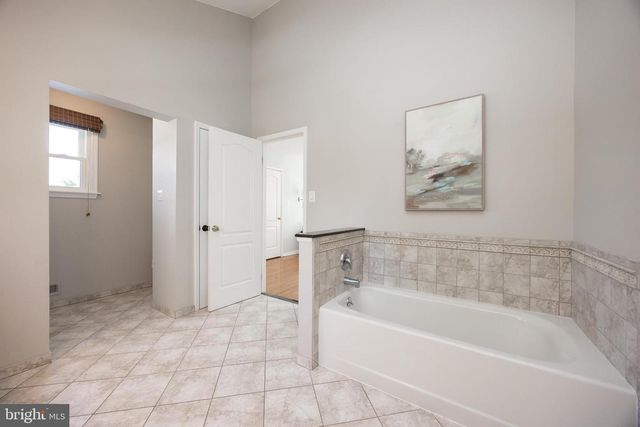 1004 MERIDIAN WAY, Yardley, PA 19067