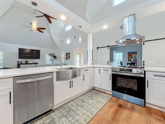 6687 W 7 RIVERS DRIVE, Crystal River, FL 34429