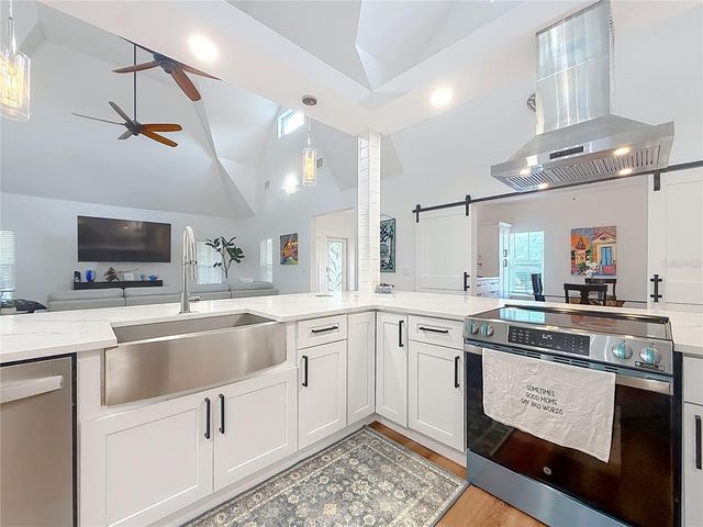 6687 W 7 RIVERS DRIVE, Crystal River, FL 34429