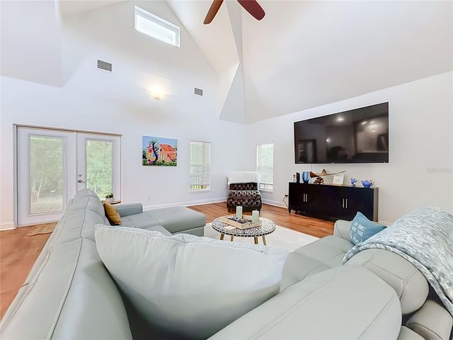 6687 W 7 RIVERS DRIVE, Crystal River, FL 34429