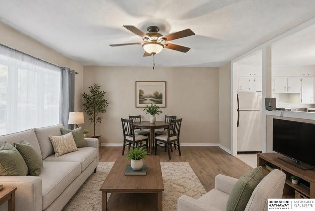 5925 Tangeman Terrace, Lincoln, NE 68505