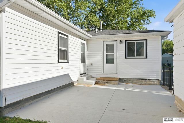 5925 Tangeman Terrace, Lincoln, NE 68505