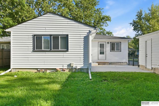 5925 Tangeman Terrace, Lincoln, NE 68505