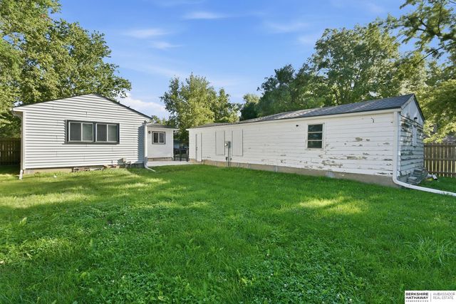 5925 Tangeman Terrace, Lincoln, NE 68505