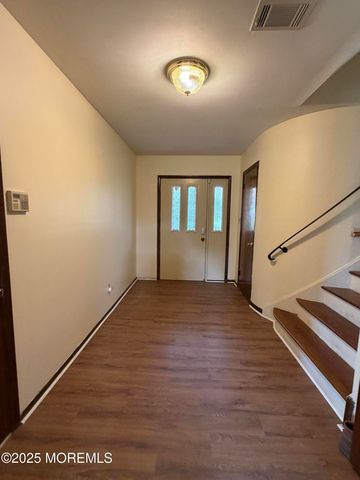 48 Homestead Road, Freehold, NJ 07728