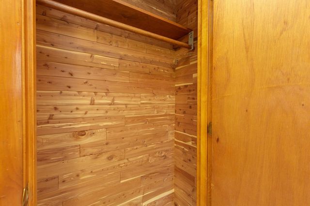 10 Dutton Road, Pelham, NH 03076