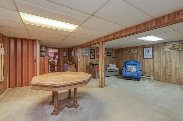 10 Dutton Road, Pelham, NH 03076