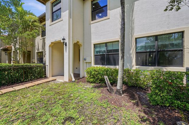 3390 NW 125th Avenue, Sunrise, FL 33323