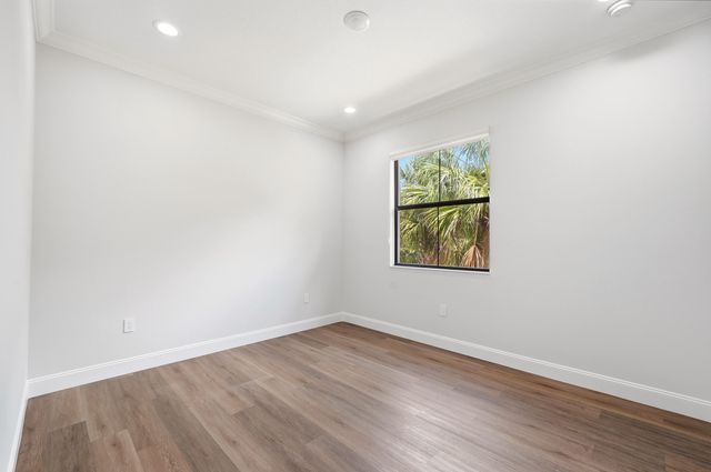 3390 NW 125th Avenue, Sunrise, FL 33323