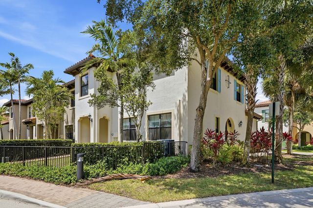 3390 NW 125th Avenue, Sunrise, FL 33323