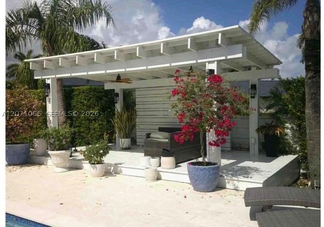 19706 SW 130th Ave, Miami, FL 33177