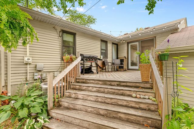 2510 Vincent Avenue N, Minneapolis, MN 55411