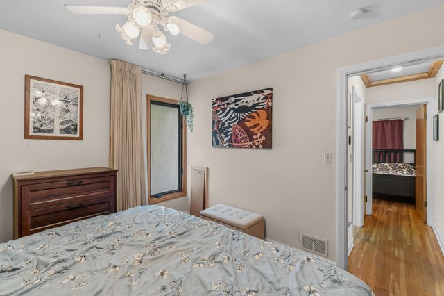 2510 Vincent Avenue N, Minneapolis, MN 55411