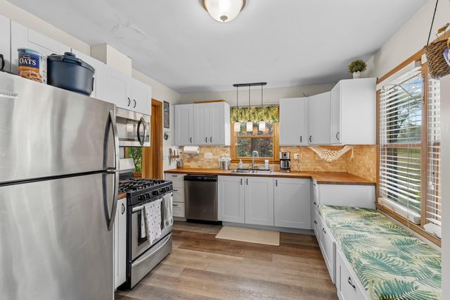 2510 Vincent Avenue N, Minneapolis, MN 55411